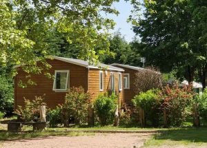 mobile-home-camping-des-2-rives-france Mobile Home Location dans le camping des 2 rives en Bourgogne l Parc Morvan